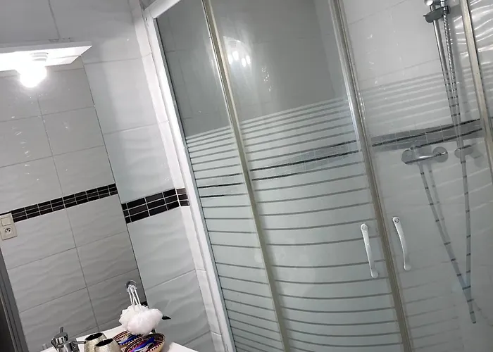 Apartament 30m De La *